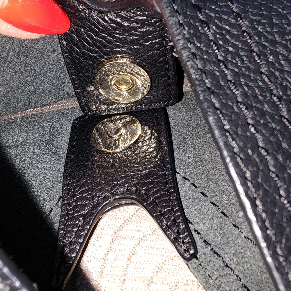 Vince Camuto Black Hobo Bag - Picture 8 of 11